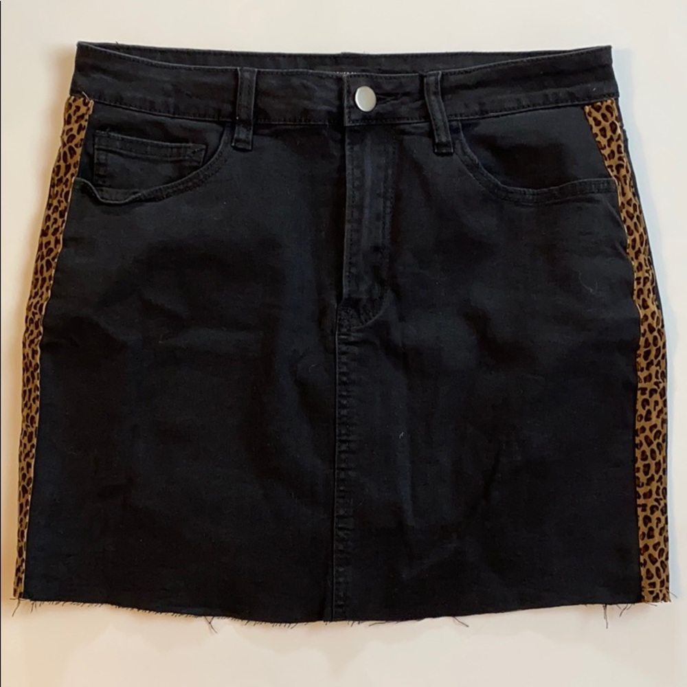 Black Denim Skirt with Velvet Cheetah Print Stripe